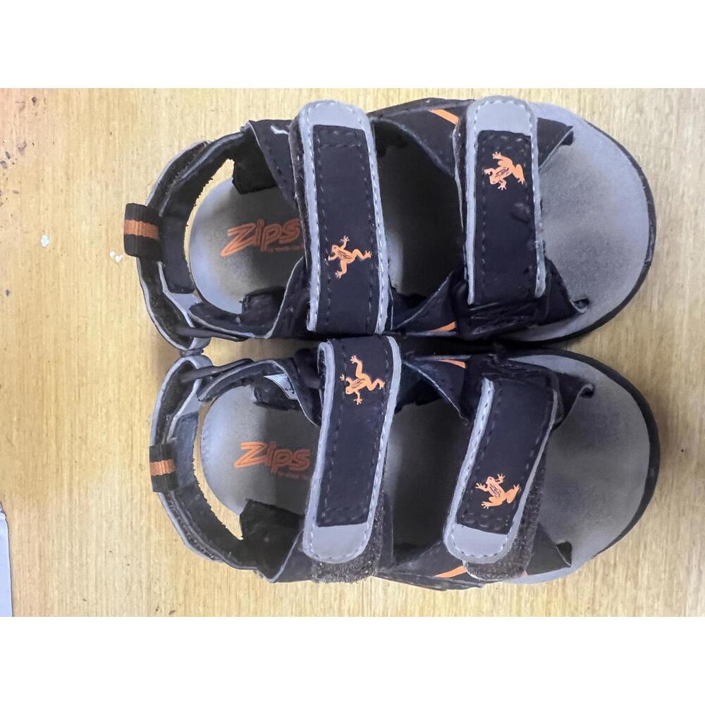 Stride Rite Caleb Zips Brown Boys' Shoes Size 6M